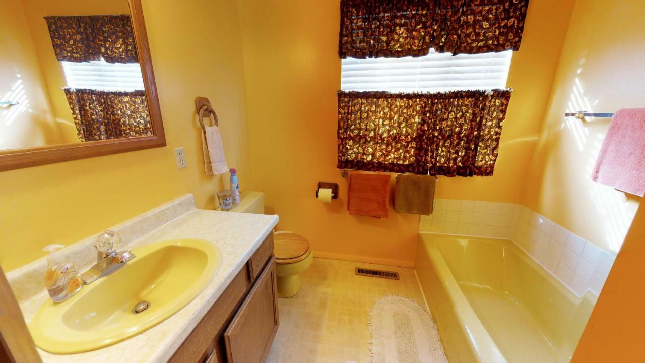 Hideout Ft Abajo 2 Bedroom Cabin, Stunning Views, Secluded! Monticello Exterior foto
